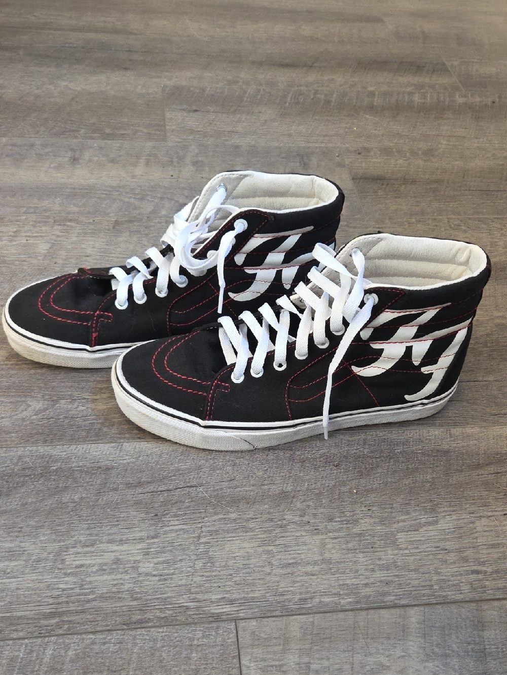 Vans x Foo Fighters Sk8-Hi 25th Anniversary Men’s 9.5 Rare Limited Edition